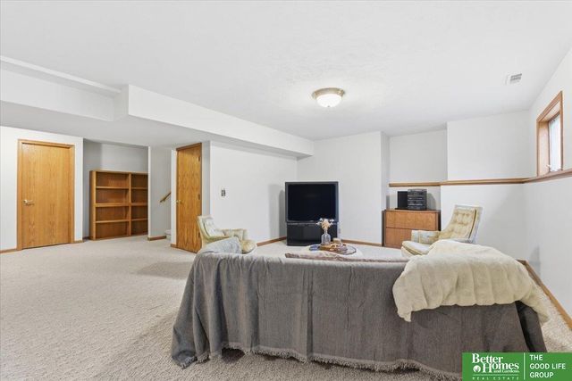 7510 S 41st Street, Lincoln, NE 68516