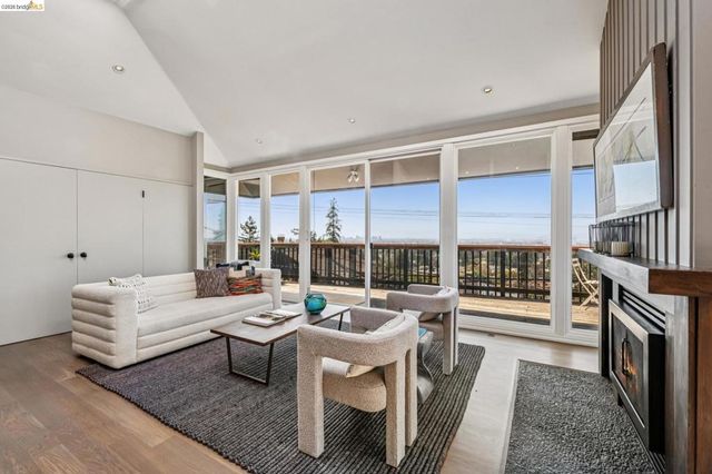 65 Panoramic Way, Berkeley, CA 94704