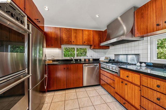 65 Panoramic Way, Berkeley, CA 94704