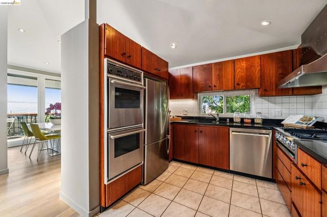 65 Panoramic Way, Berkeley, CA 94704