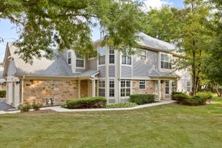 2814 Belle Lane 2814, Schaumburg, IL 60193