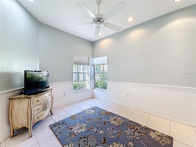 11117 KAPOK GRAND CIRCLE, Madeira Beach, FL 33708