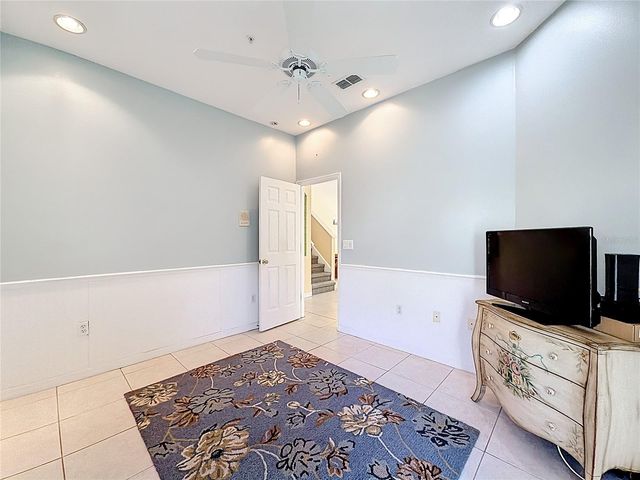 11117 KAPOK GRAND CIRCLE, Madeira Beach, FL 33708