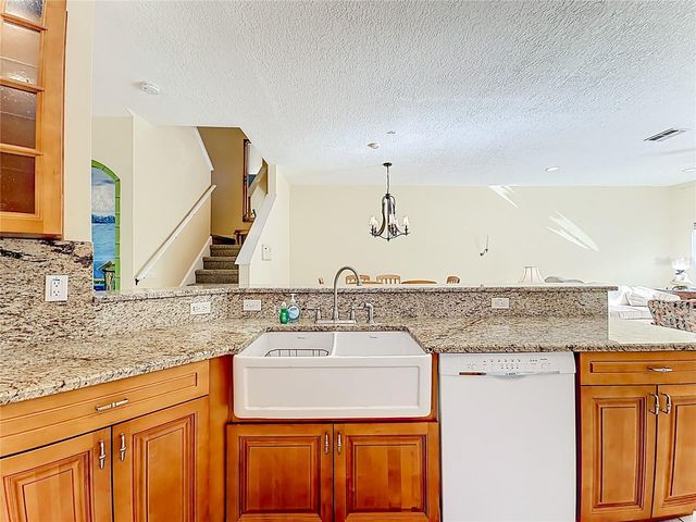 11117 KAPOK GRAND CIRCLE, Madeira Beach, FL 33708