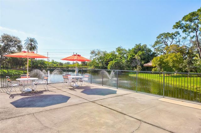 11117 KAPOK GRAND CIRCLE, Madeira Beach, FL 33708