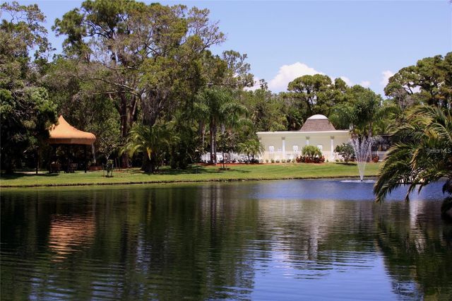 11117 KAPOK GRAND CIRCLE, Madeira Beach, FL 33708