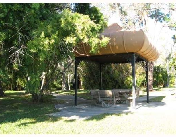 11117 KAPOK GRAND CIRCLE, Madeira Beach, FL 33708