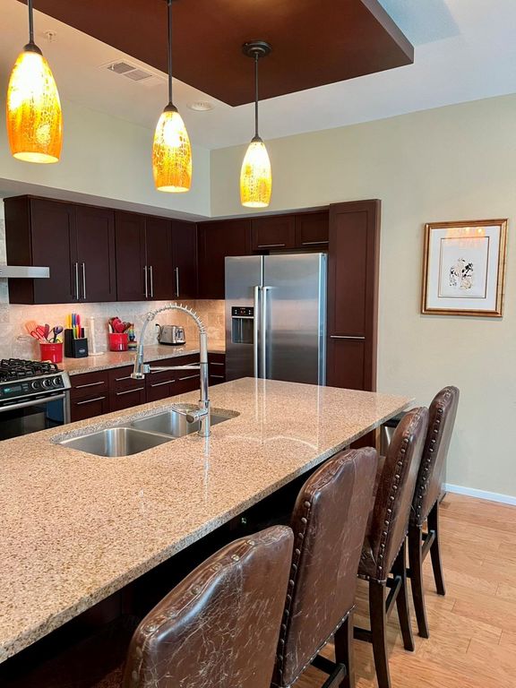 1600 Barton Springs RD 3102, Austin, TX 78704