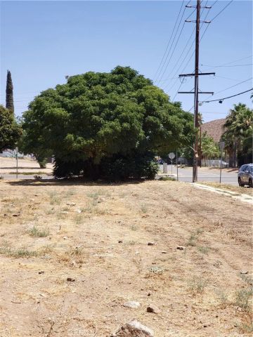 6 Main St, Lake Elsinore, CA 92530