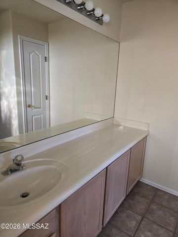 8870 E Desert Verbena Place, Tucson, AZ 85715