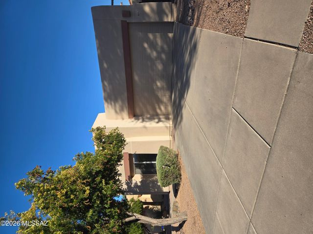 8870 E Desert Verbena Place, Tucson, AZ 85715