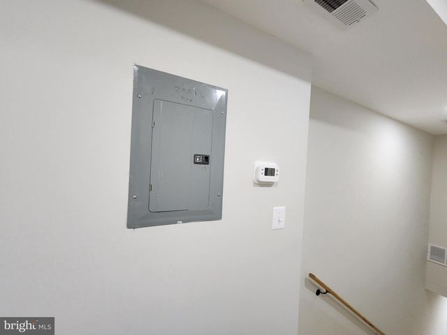 2108 E MONUMENT ST, Baltimore, MD 21205