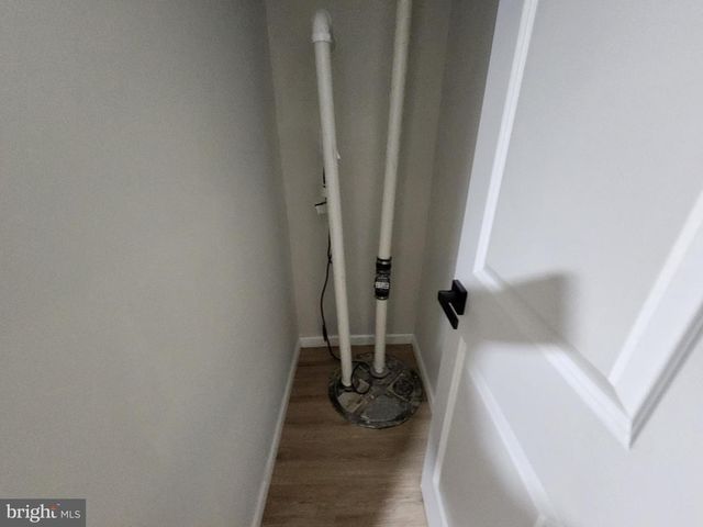 2108 E MONUMENT ST, Baltimore, MD 21205