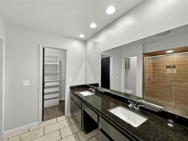 112 Wellington Lane, Moore, OK 73160