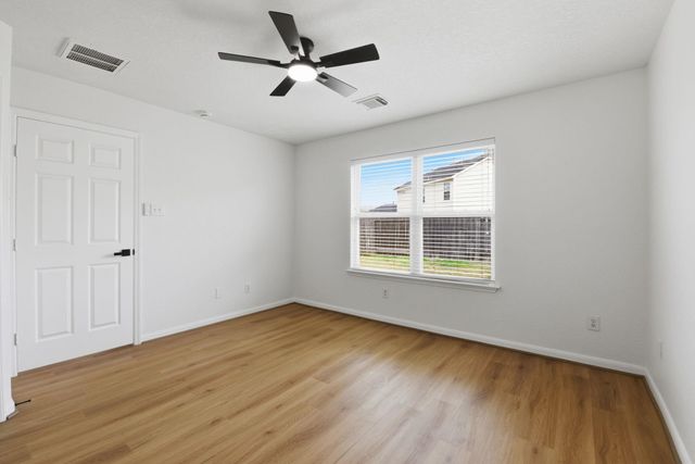 12831 Regal Oaks Bend Lane, Houston, TX 77047