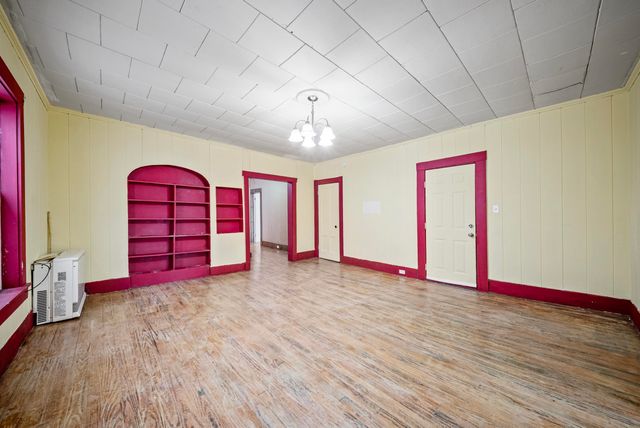 4 Depot Street, Pittsfield, NH 03263