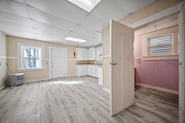 4 Depot Street, Pittsfield, NH 03263