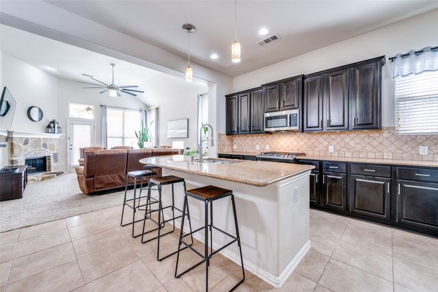 2624 Costa Mesa Drive, Little Elm, TX 75068