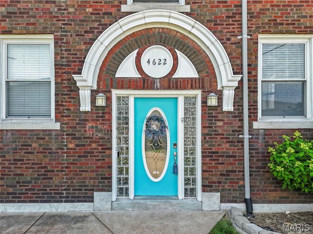 4622 Cleveland Avenue, St Louis, MO 63110