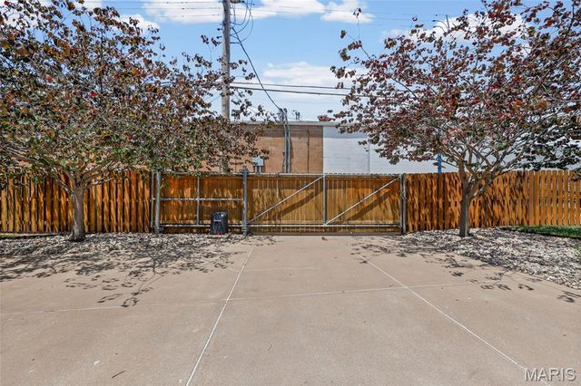 4622 Cleveland Avenue, St Louis, MO 63110