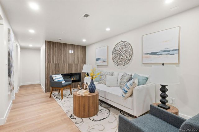 3021 Locust Street, Denver, CO 80207