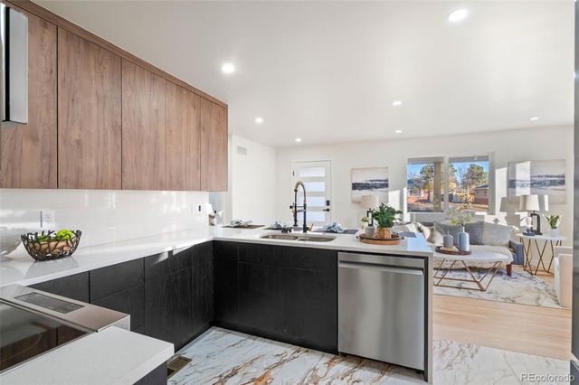 3021 Locust Street, Denver, CO 80207