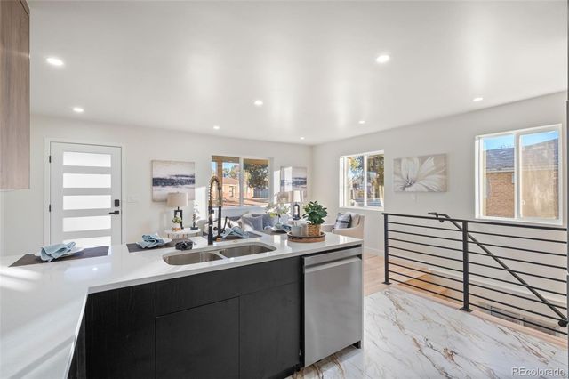 3021 Locust Street, Denver, CO 80207