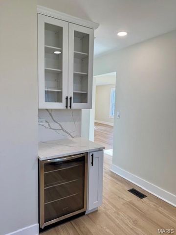 2517 Bremerton Road, Rock Hill, MO 63144