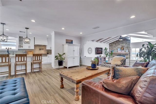 3638 N Studebaker, Long Beach, CA 90808