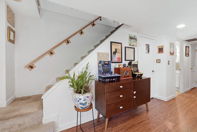 11 Forest Hill Dr, Worcester, MA 01609
