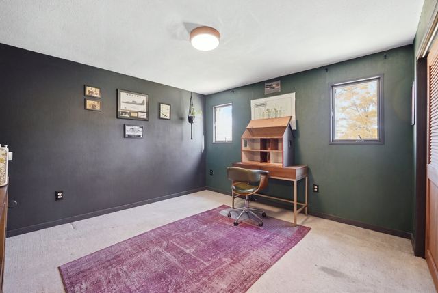 11 Forest Hill Dr, Worcester, MA 01609