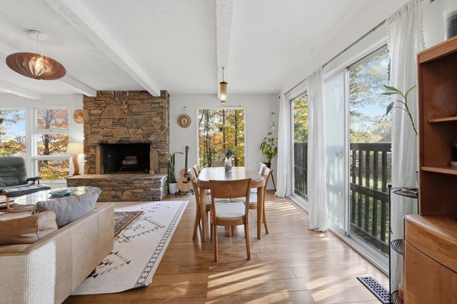 11 Forest Hill Dr, Worcester, MA 01609