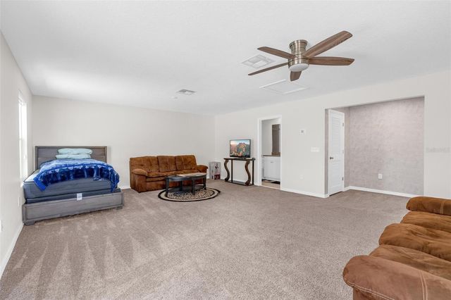 2285 CENTERRA LOOP, Kissimmee, FL 34741