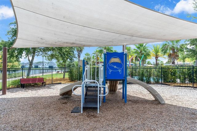 2285 CENTERRA LOOP, Kissimmee, FL 34741
