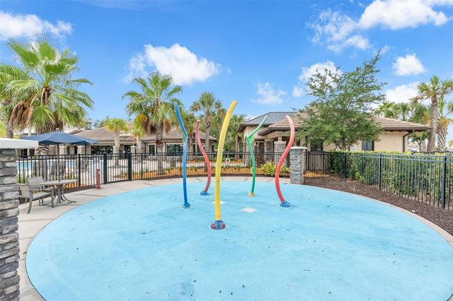 2285 CENTERRA LOOP, Kissimmee, FL 34741