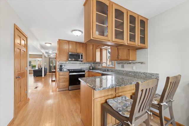 3810 Emerson Drive, Schiller Park, IL 60176