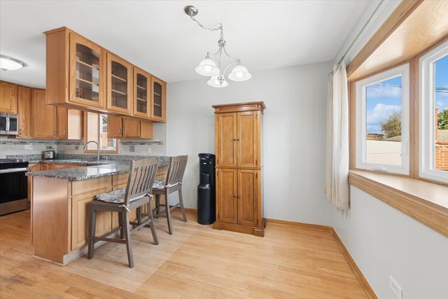 3810 Emerson Drive, Schiller Park, IL 60176