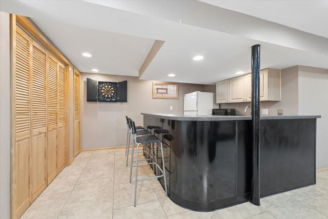 3810 Emerson Drive, Schiller Park, IL 60176