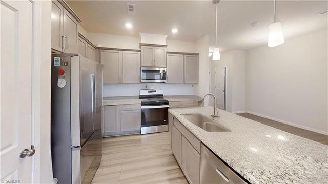 3715 Feltham Lane, Jamestown, NC 27282