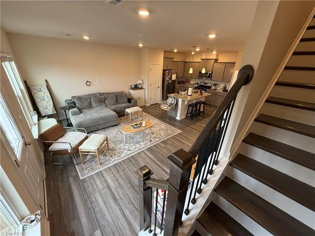 3715 Feltham Lane, Jamestown, NC 27282