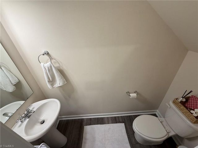 3715 Feltham Lane, Jamestown, NC 27282