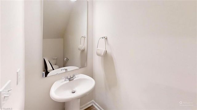 3715 Feltham Lane, Jamestown, NC 27282