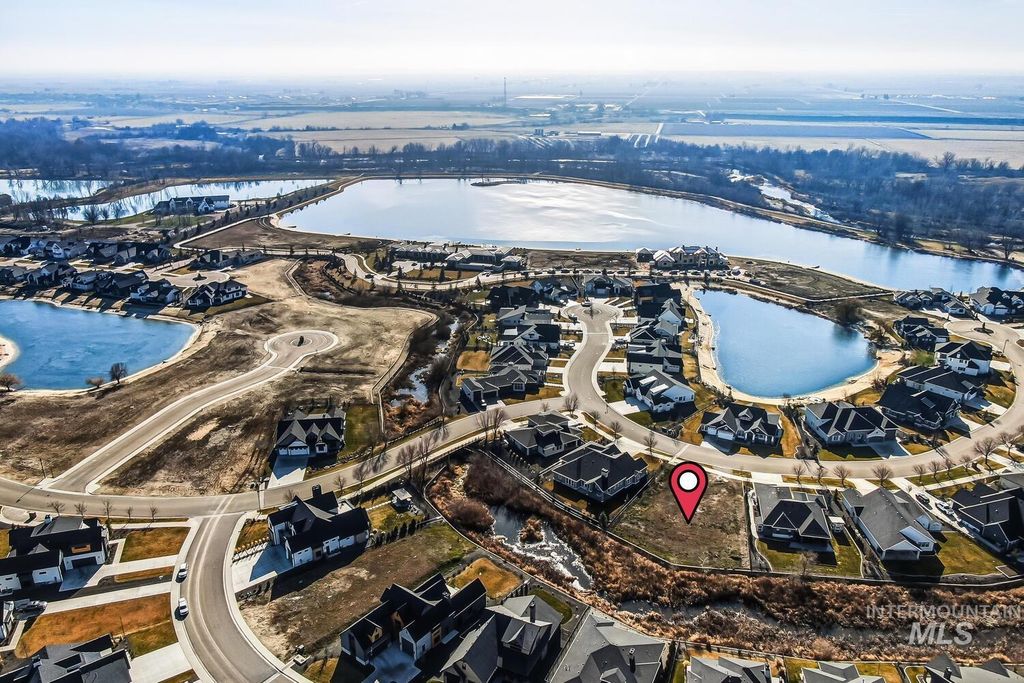 6735 Trinity Creek Ln, Star, ID 83669