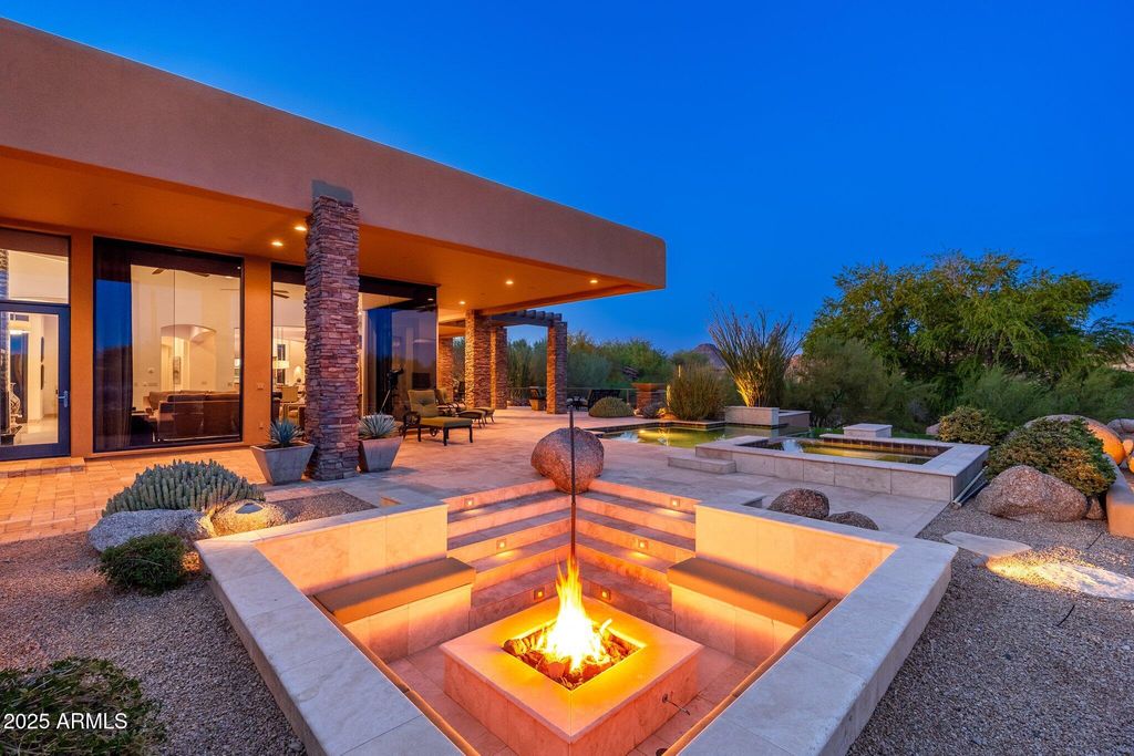 10267 E CINDER CONE Trail, Scottsdale, AZ 85262