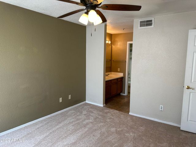 5950 N 78TH Street 243, Scottsdale, AZ 85250