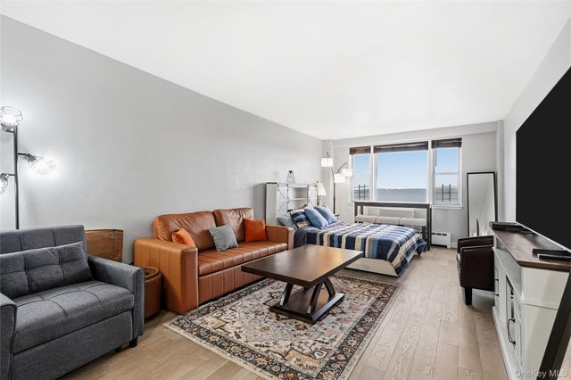 5800 Arlington Avenue 15P, Bronx, NY 10471