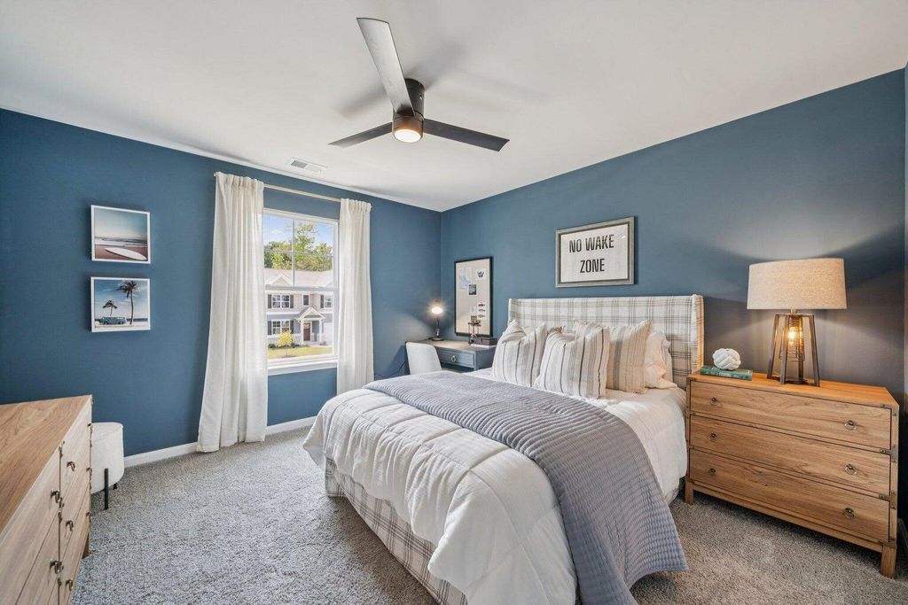 Image 32 of property listing at 809 Baywood Lane, Summerville, SC 29486