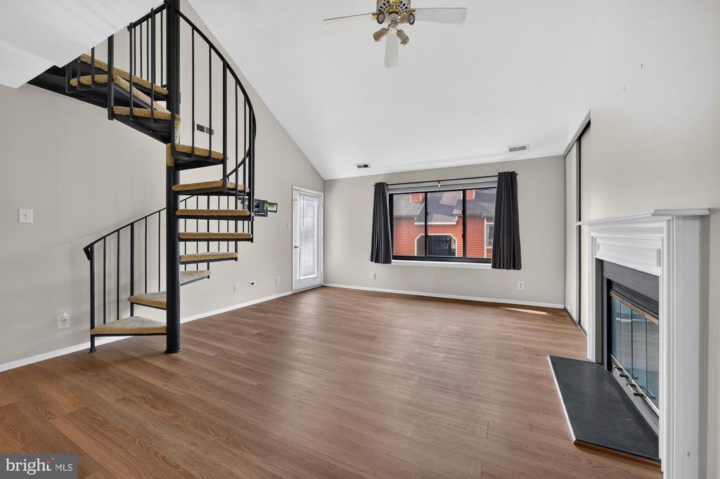 2215-C DURHAM CT, MOUNT LAUREL, NJ 08054 — exterior