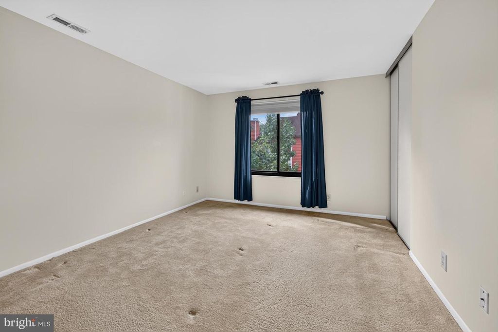 2215-C DURHAM CT, MOUNT LAUREL, NJ 08054 — photo 4