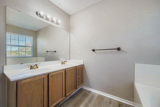 2100 Coachlamp DR, Cedar Park, TX 78613